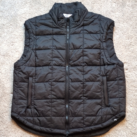JoyLab Jackets & Blazers - NWT JoyLab black quilted puffer vest size large